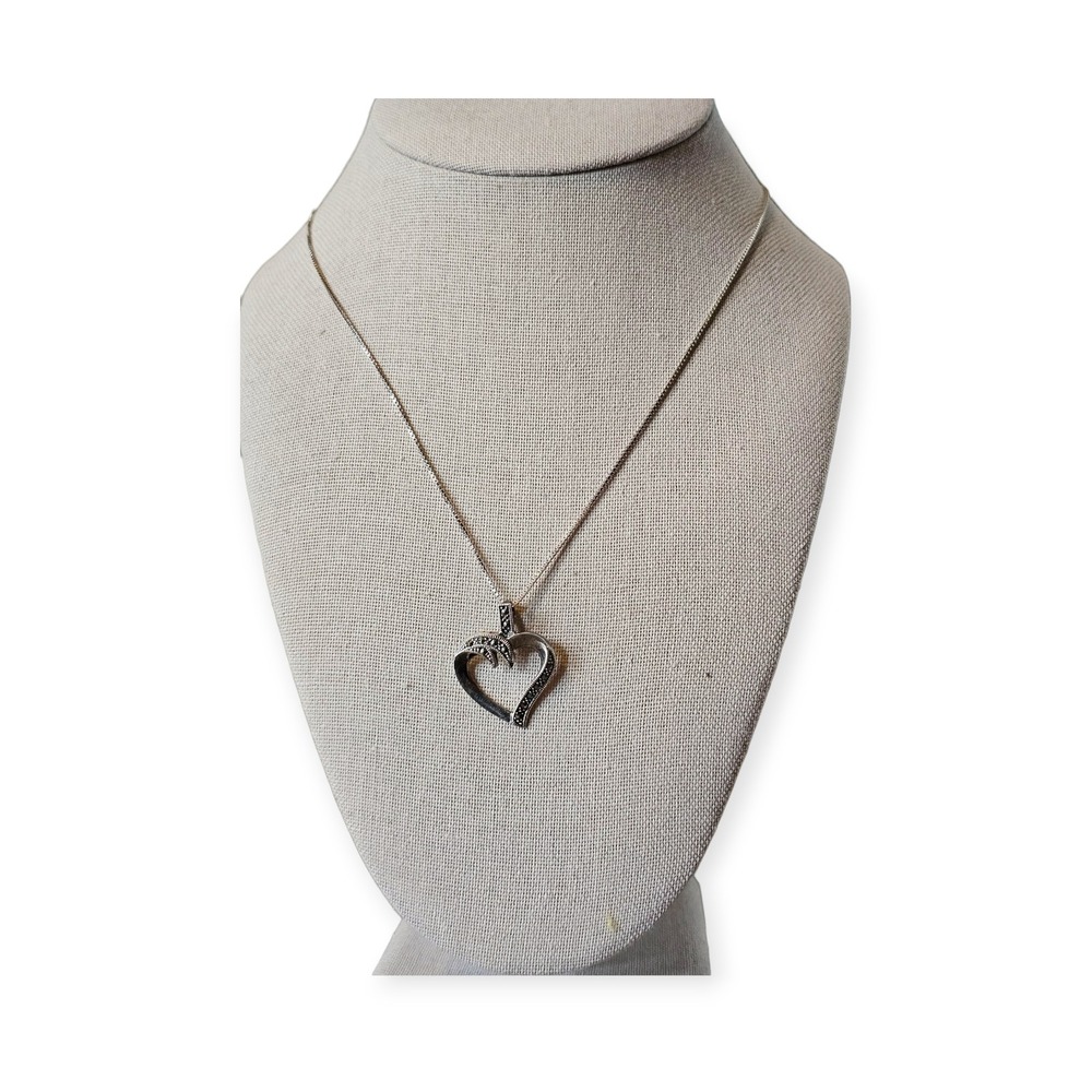 Sterling silver necklace‎ with heart pendant 24.5 inch chain